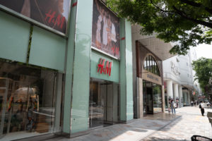 キレイモ名古屋栄店H&M　width=